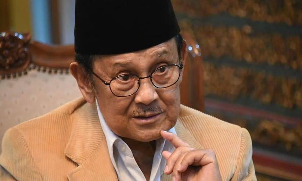 Sistem Pemerintahan BJ Habibie dalam Memimpin Indonesia